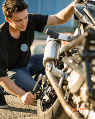 Mechanic health problems